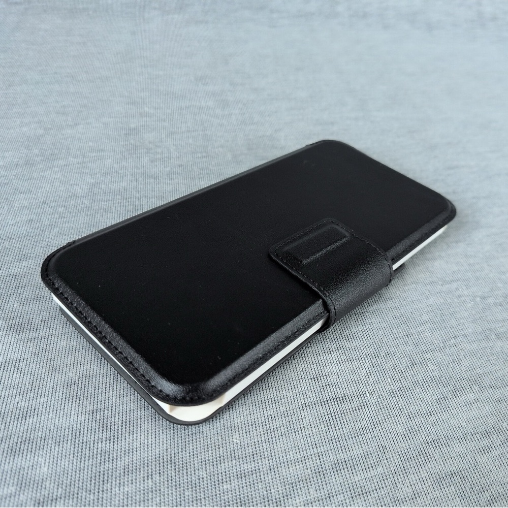 Otterbox Detachable Folio Wallet for MagSafe- for iPhone 14 and 15 - Picture 15 of 15
